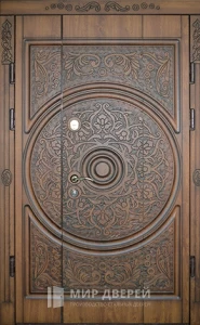 Входная парадная дверь в коттедж №120 внешняя - фото