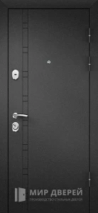 Дверь из металла с декоративными накладками №34 внешняя - фото