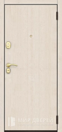 Фото «Дверь входная с ламинатом в квартиру №75»